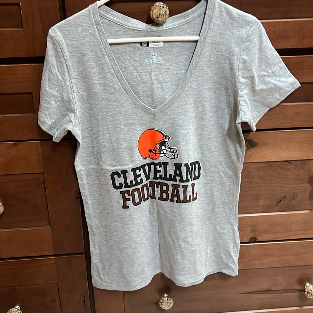 Cleveland Browns t shirt